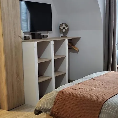 Apartment Entre Uzes Et Le Pont Du Gard La Cachette Romantique *