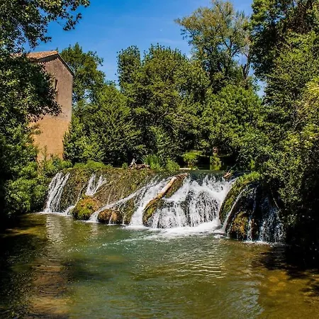 Lägenhet Entre Uzes Et Le Pont Du Gard La Cachette Romantique Collias