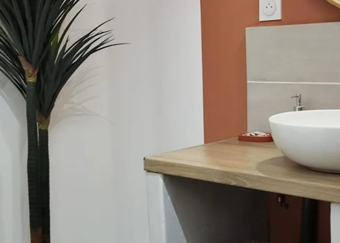 Apartamento Entre Uzes Et Le Pont Du Gard La Cachette Romantique *